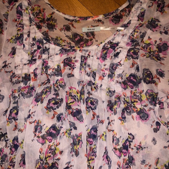 Shirt - Picture 2 of 3